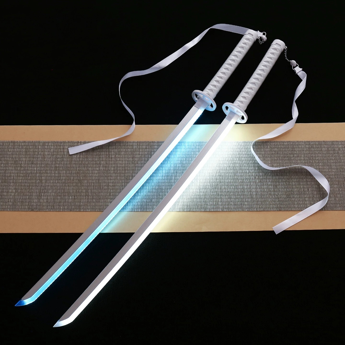 40インチ グローブリーチ刀 LEDライトセーバー アニメ  - Cosplay Prop Knife のレビューと価格