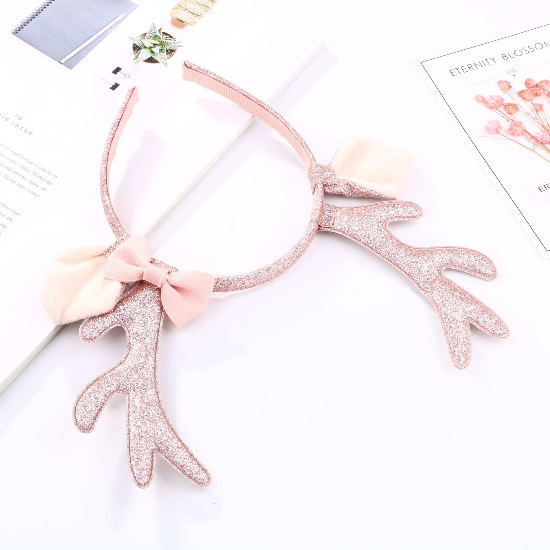 かわいいピンクのグリッタートナカイの角ヘッドバンド、ぬいぐる - Cosplay Prop Bow のレビューと価格